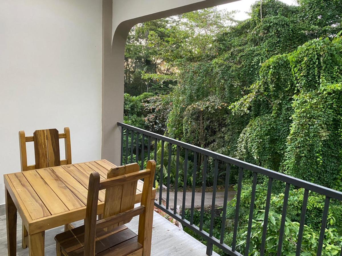Jasmine Stay Self-Catering Apartments Виктория Екстериор снимка