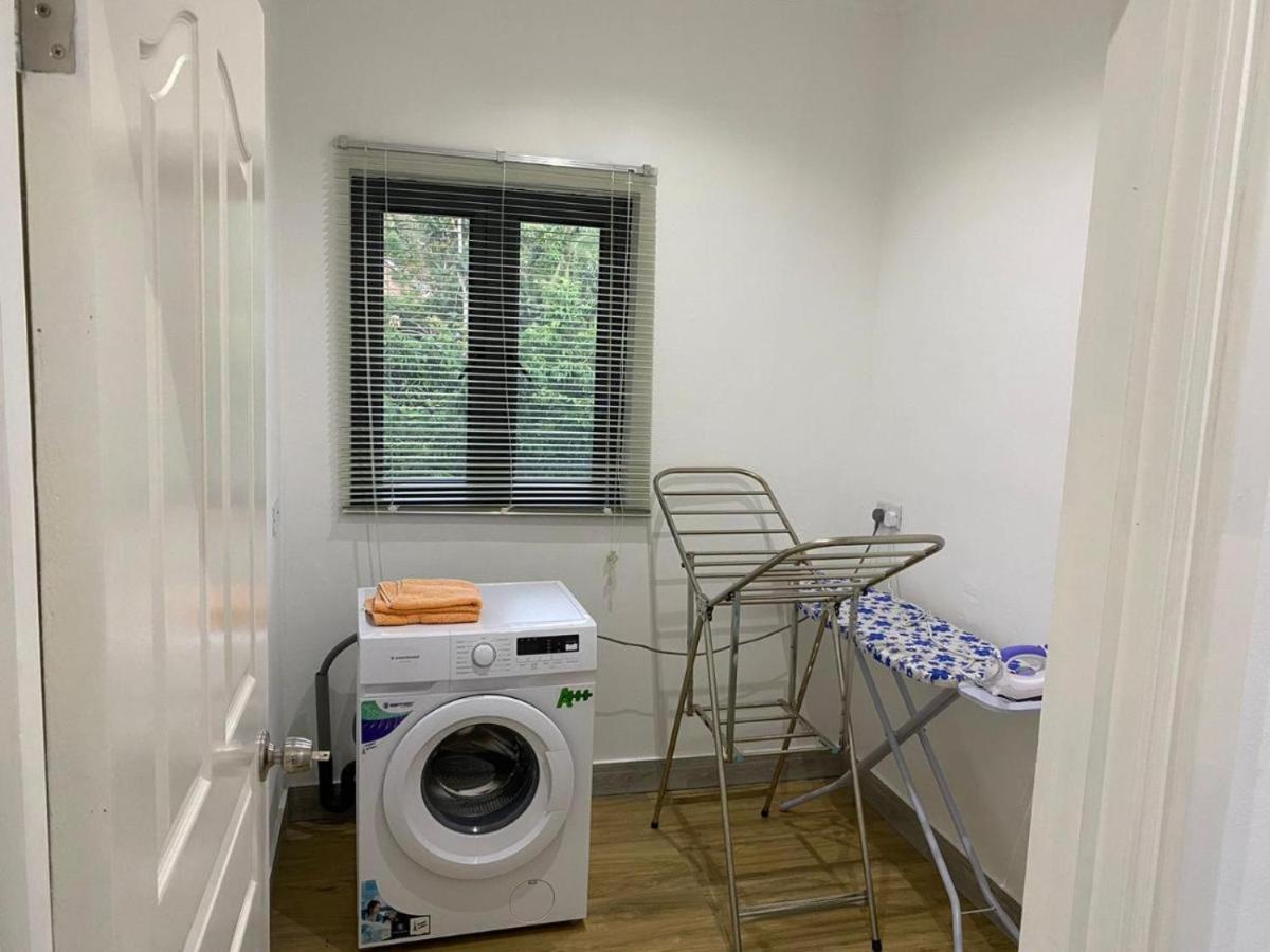 Jasmine Stay Self-Catering Apartments Виктория Екстериор снимка